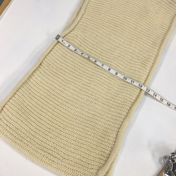 Dimore Chunky Knit Vegan Cowl Scarf - Picture 6 of 7